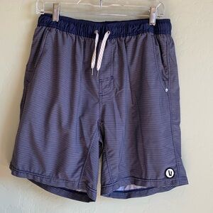 Vuori Kore Mens Lined Athletic Shorts sz L